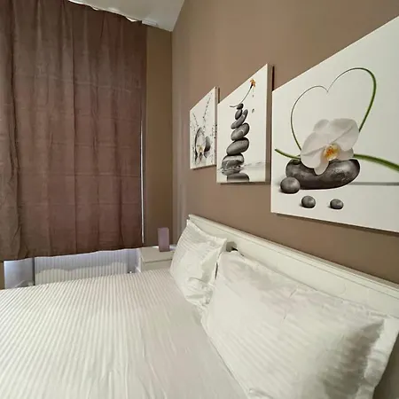 Apartamento Schei Central Studio Rooms In The Heart Of Brasov *