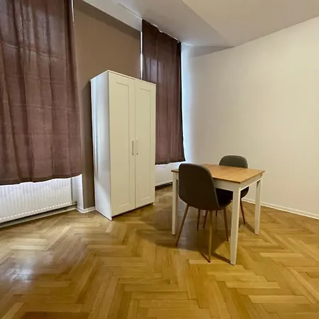 Schei In The Heart Of Braşov