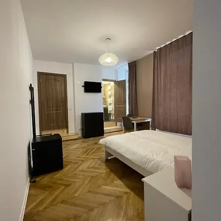 Schei In The Heart Of Braşov