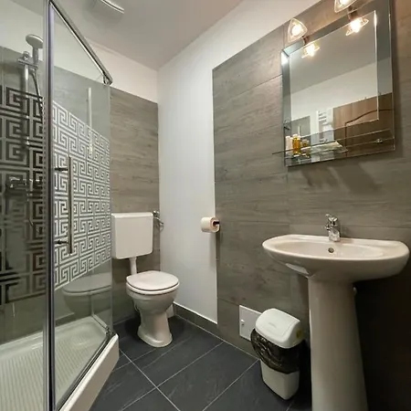 Schei Central Studio Rooms In The Heart Of Brasov Braşov