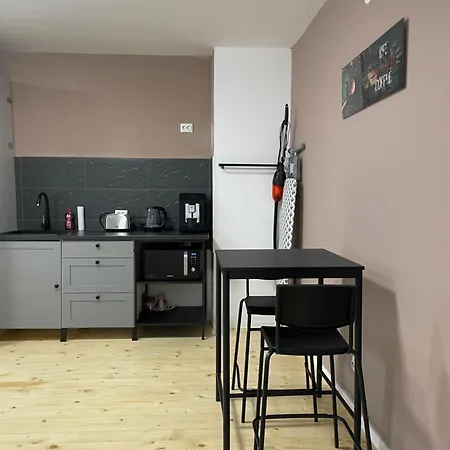 Schei In The Heart Of Апартаменти Брашов