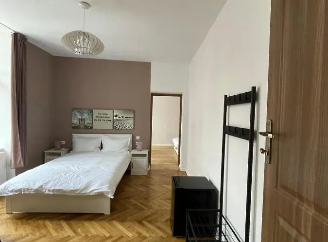 Schei In The Heart Of Brasov