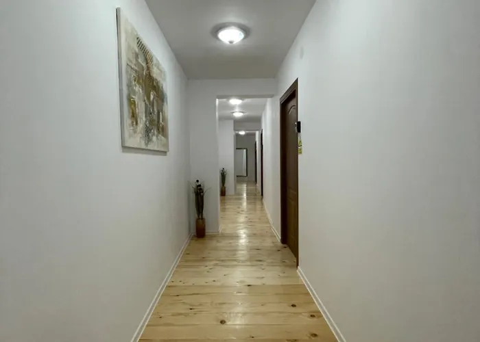 Schei In The Heart Of Брашов